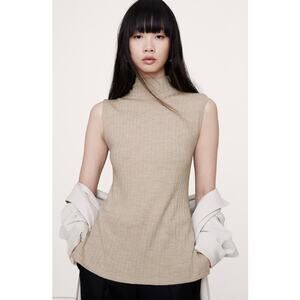 Banana Republic 100% Merino Wool Heather Oatmeal Mock-Neck Tank XL